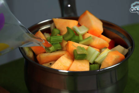Постный витаминный суп-пюре из овощей со специями: шаг 2