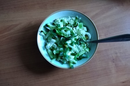 Салат "зелёный № 2" с капустой #постныйстол: шаг 5