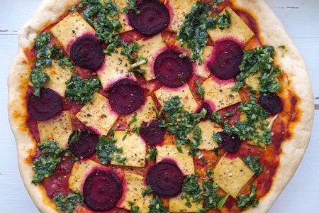 Пицца с тофу, свёклой и соусом из черемши #постныйстол: шаг 14