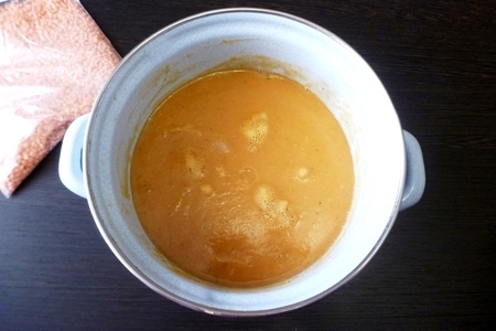 Суп-пюре из гороха и чечевицы с репой и маринованным луком : шаг 2