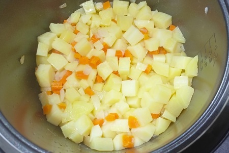 Картофель с фасолью и тушенкой: шаг 4