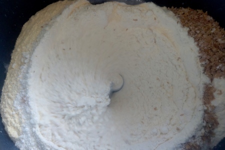 Хлеб в мультиварке с гороховой мукой #блюдосизюминкой: шаг 2