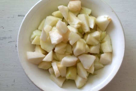 Дрожжевые оладьи с яблоками: шаг 6