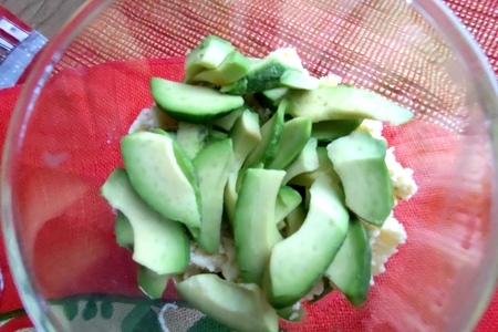 Салат с авокадо и сыром: шаг 8