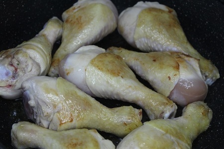 Куриные голени в сливочно-пикантном соусе: шаг 4