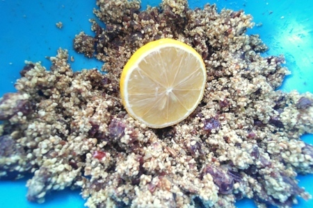 Конфеты из фиников и семян тыквы: шаг 5