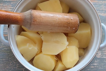 Картофельно-фасолевые котлеты с вялеными томатами : шаг 1