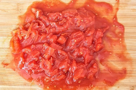 Пельменный рулет с картофелем и томатным соусом: шаг 11