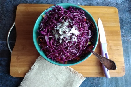 Салат с краснокочанной капустой: шаг 5