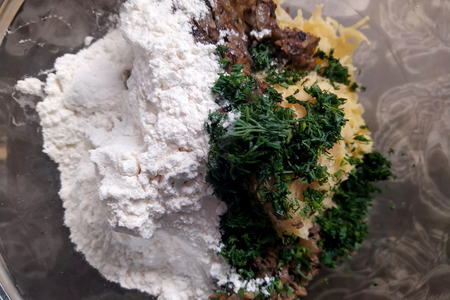 Картофельные драники с грибами "постные": шаг 7