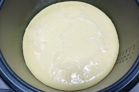 Кекс на кефире с грушей — рецепт вкусной выпечки в мультиварке: шаг 6