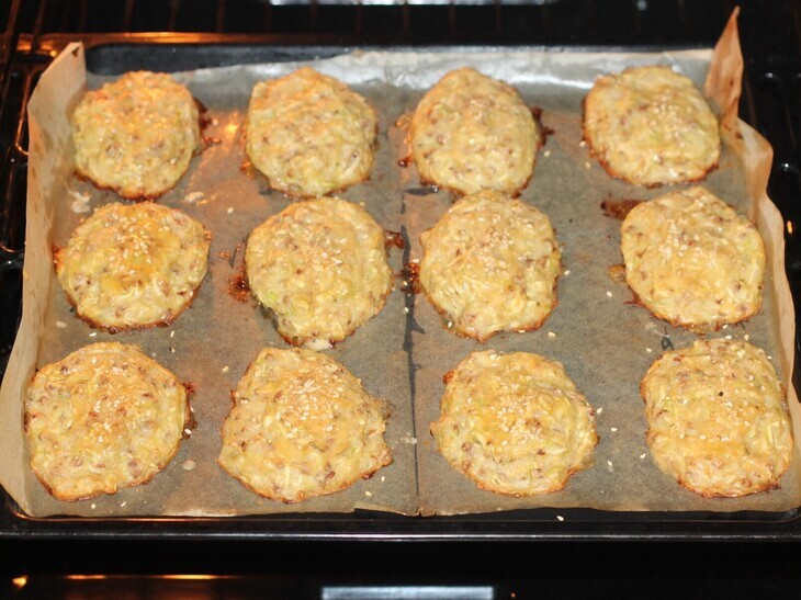 Лепешки из кабачков и гречневой крупы Лепешки из кабачков и гречневой крупы