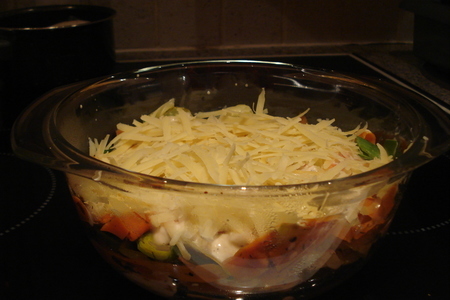 Филе куриное с овощами под сметаной с сыром: шаг 5