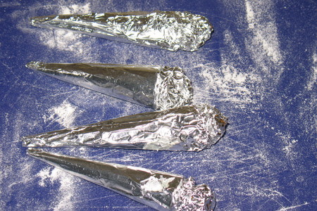 Фото приготовления рецепта: Слоеные тарталетки для рыбных закусок