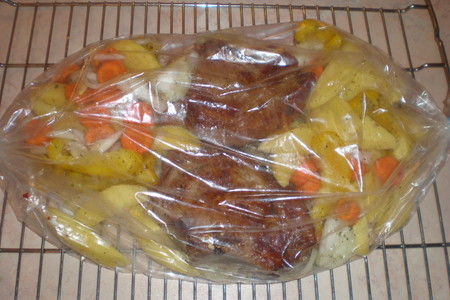 Свинина на косточке запеченная с овощами.: шаг 1