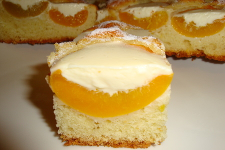 Пирог с персиками и кремом: шаг 5