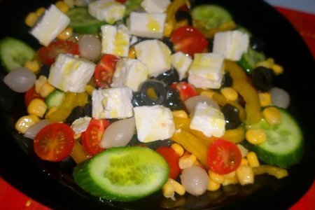 Овощной салатик с сыром: шаг 1