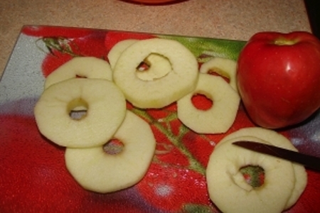 Яблочные оладьи: шаг 1