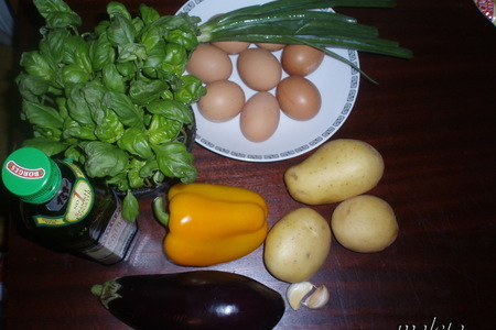 Баклажанная спама и яйца с жареным картофелем: шаг 1