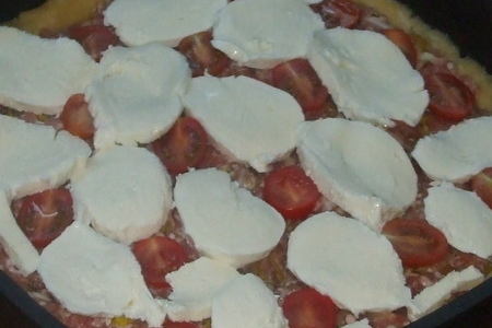 Пирог-пицца  с фаршем, пореем, моцареллой ...: шаг 4
