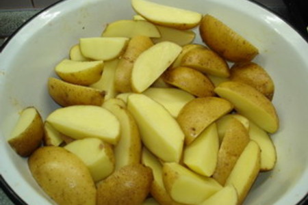 Окорочка фаршированные,черносливом с грецкими орехами, да с печеным картофелем на гарнир": шаг 4