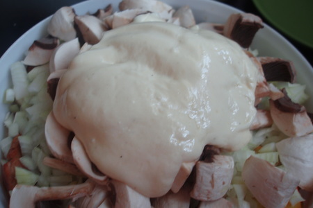 Картофель в горшочке с мясом и грибами: шаг 3