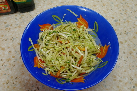 Фото к рецепту: Простенький салатик