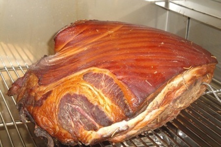 Фото к рецепту: Копчёная свиная частьпо савански