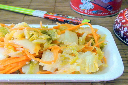 Фото к рецепту: Острая закуска из пекинской капусты, по мотивам ким-чи