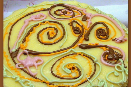 Фото к рецепту: Торт с миндальным бисквитом и заварным, сметанным кремом «для бабушки».