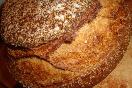 Фото к рецепту: Пшенично-ржаной хлеб на спелом тесте и квасном сусле