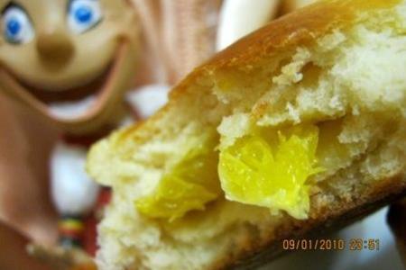 Фото к рецепту: Пирожки с бананами и апельсинами (для любителей необычного вкуса)