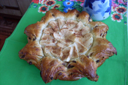 Фото к рецепту: Пирог яблонька