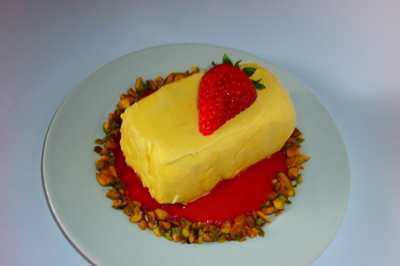 Фото к рецепту: Творожный десерт - мороженное " слиток золота"