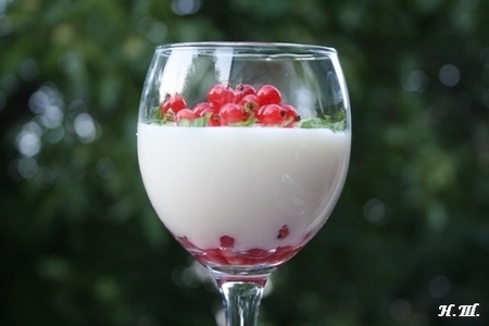 Фото к рецепту: Молочно- сливочный десерт "малаби"