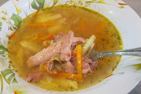 Фото к рецепту: Суп из молодого петушка.
