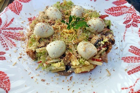Фото к рецепту: Салат "ласточкино гнездо"