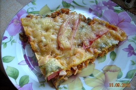 Фото к рецепту: Пицца на грибе зонтике