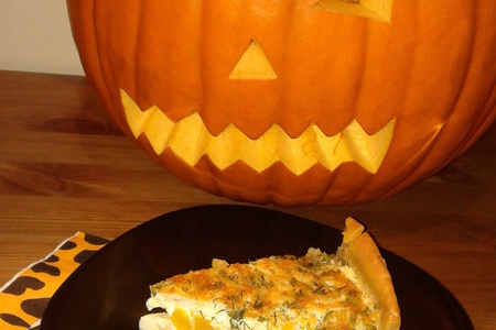 Фото к рецепту: Хэллоуинский тыквенный пирог (pumpkin pie)  