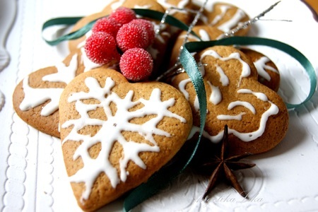 Фото к рецепту: Pepperkaker -норвежские рождественские имбирные печенюшки