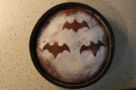 Фото к рецепту: Тыквенный пирог для бэтмена