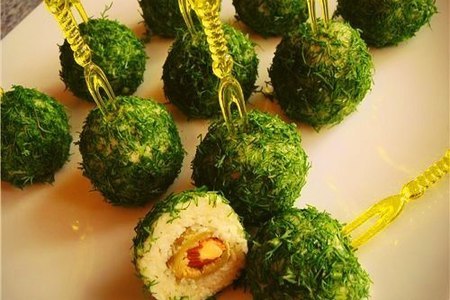 Фото к рецепту: Зеленые раффаэлки