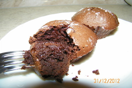 Фото к рецепту: Пудинг из горького шоколада (шокоголикам повящается)