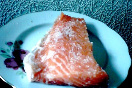 Фото к рецепту: Пряная малосольная норвежская семга, маринованная с апельсином
