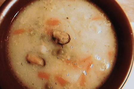 Фото к рецепту: Овощной суп с мидиями