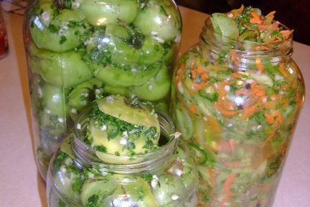 Фото к рецепту: Солёные зелёные помидоры