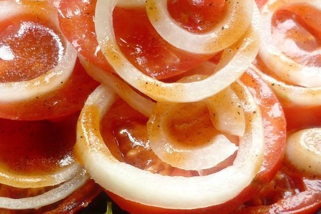 Фото к рецепту: Два овощных салатика,просто и вкусно