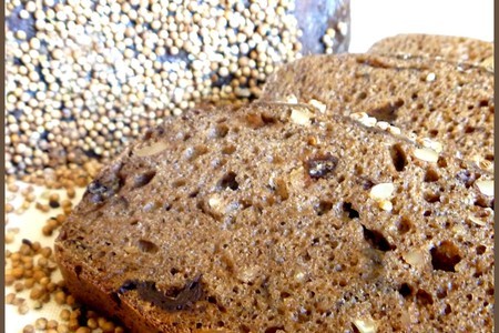 Фото к рецепту: Хлеб ржаной купеческий в мультиварке