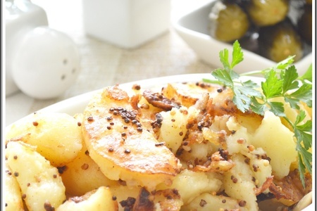 Фото к рецепту: Картофель запеченный с чесноком и горчицей. тест-драйв.