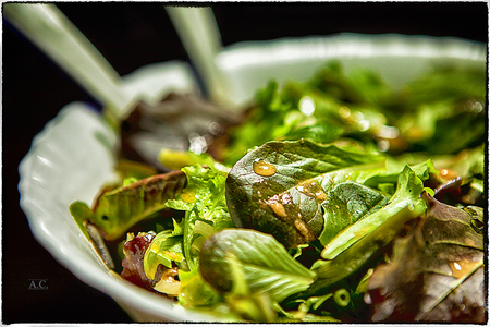Фото к рецепту: Настоящий французский салат 